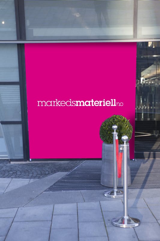 Tekstilbanner med logo fra Markedsmateriell.no